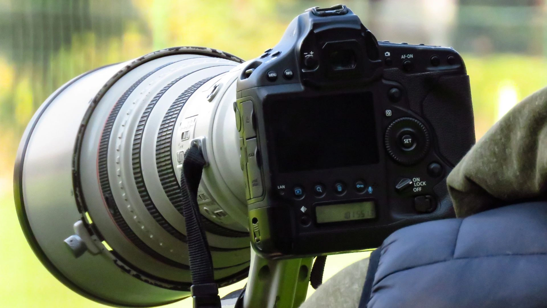 tips memilih tripod kamera sesuai dengan beban kamera